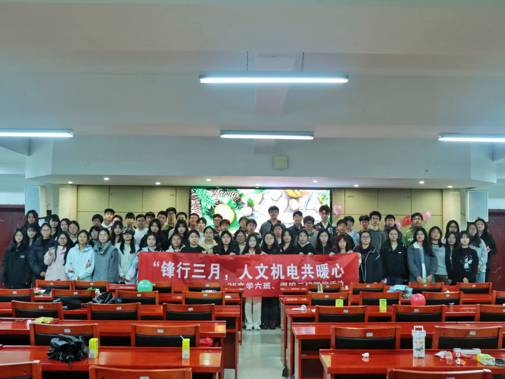 eb5aad9c7f5e4d78a9b61b0417cc161e.jpg eb5aad9c7f5e4d78a9b61b0417cc161e.jpg